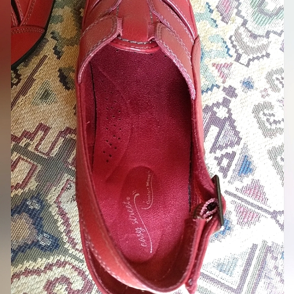 NWB Easy Street Comfort Wave Slingback Sandals w/Arch Support - Picture 6 of 9